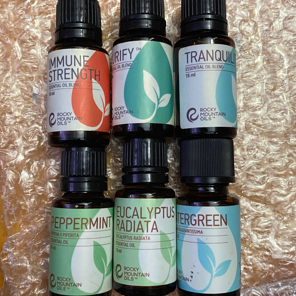 Rocky Mountain Oils New set of 6 like Doterra and Young Living